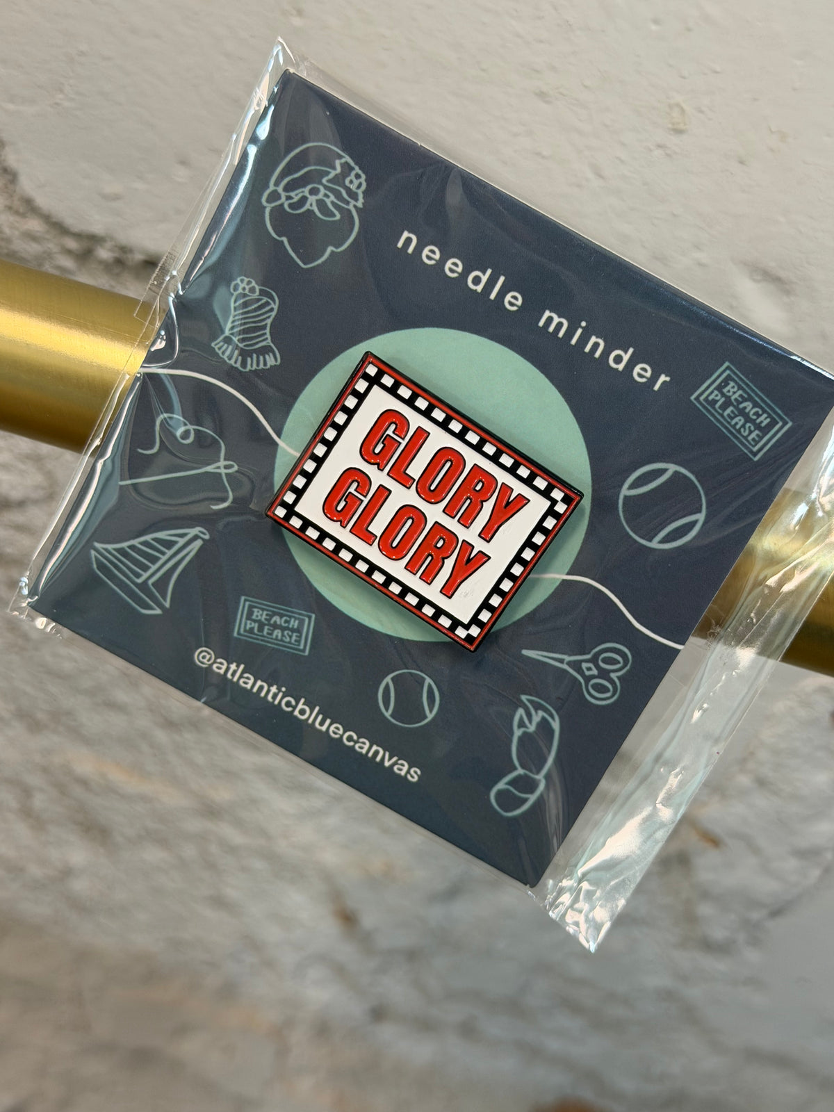 Glory Glory Needle Minder