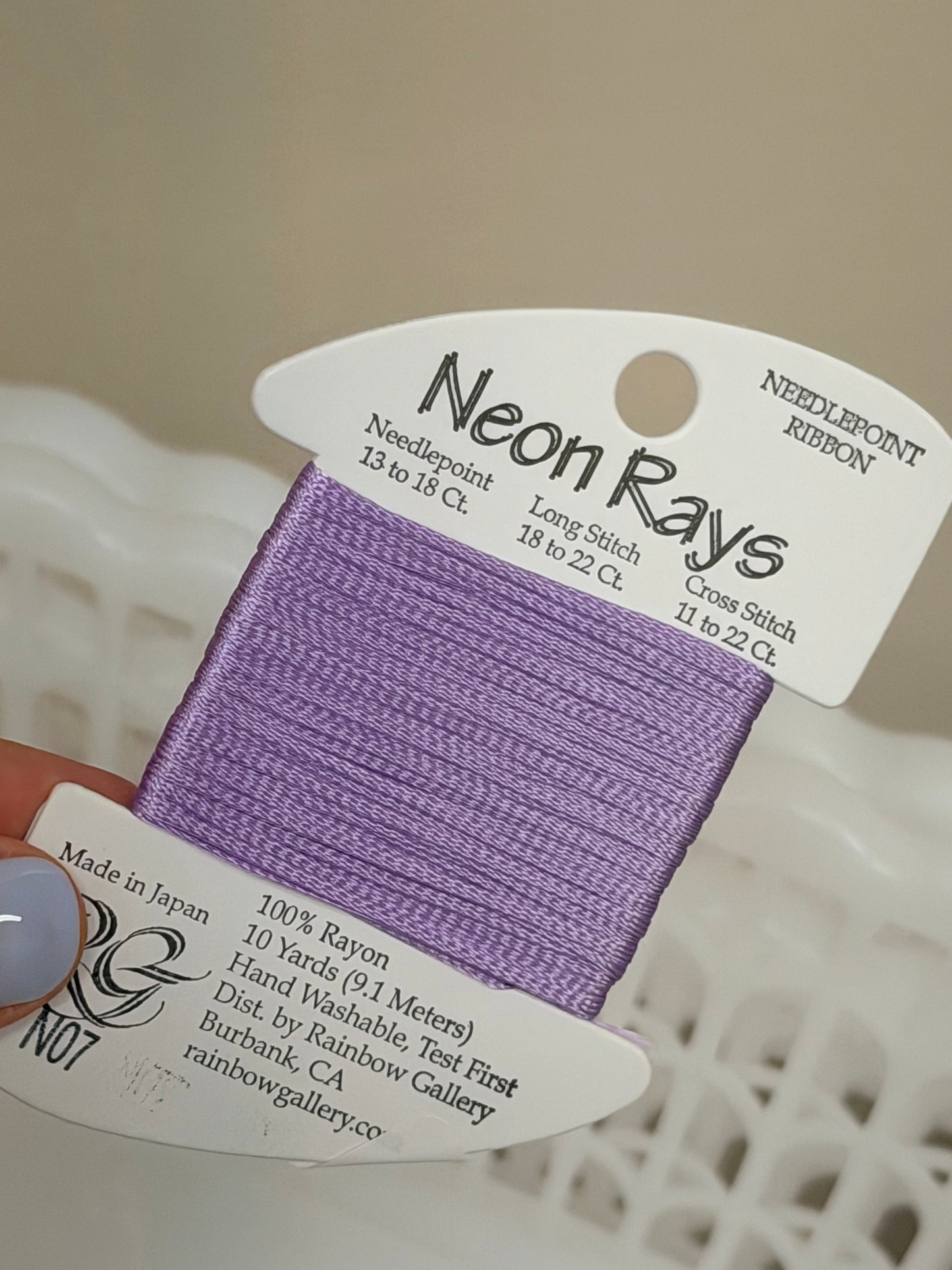Neon Rays Lavender N07