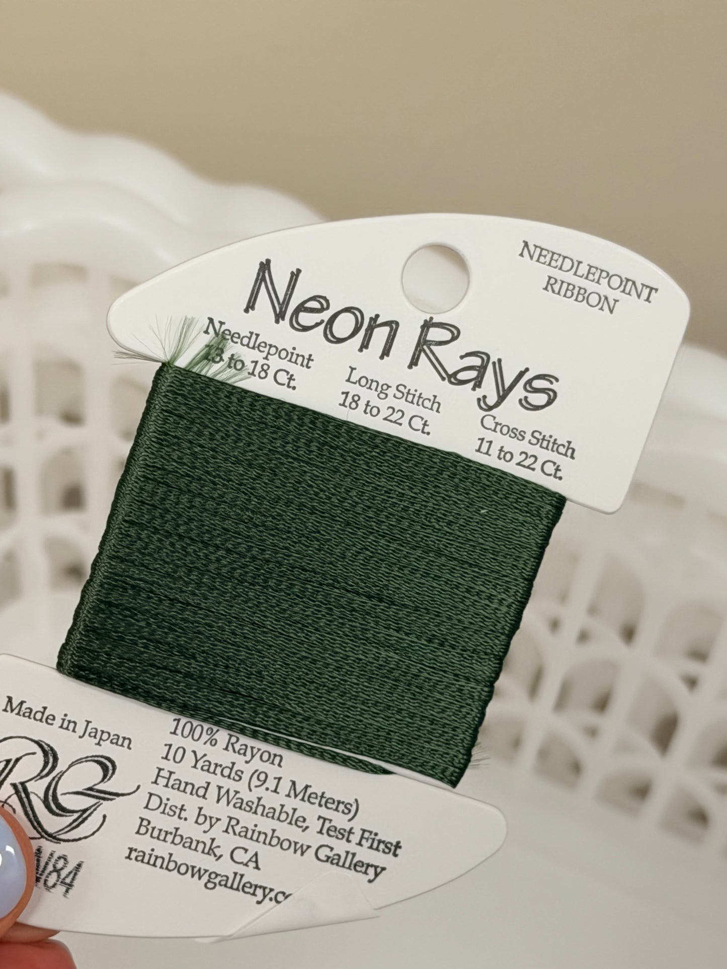 Neon Rays Olive N84