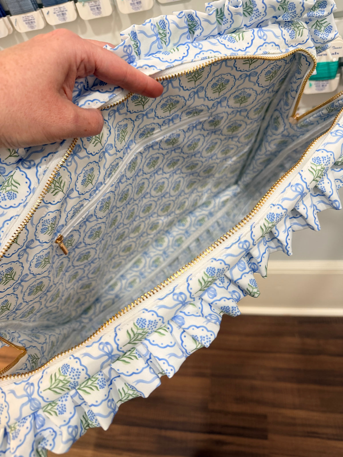 Blue Scallop Floral Hydrangea Ruffle Carryall Project Bag