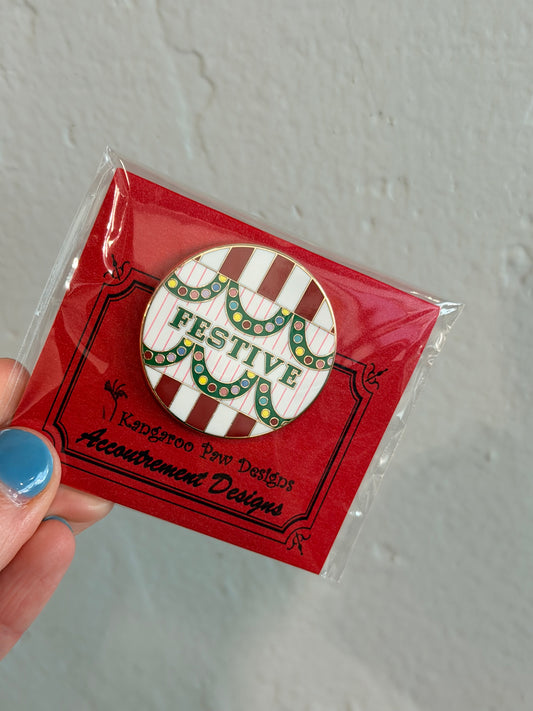 Festive Needle Minder