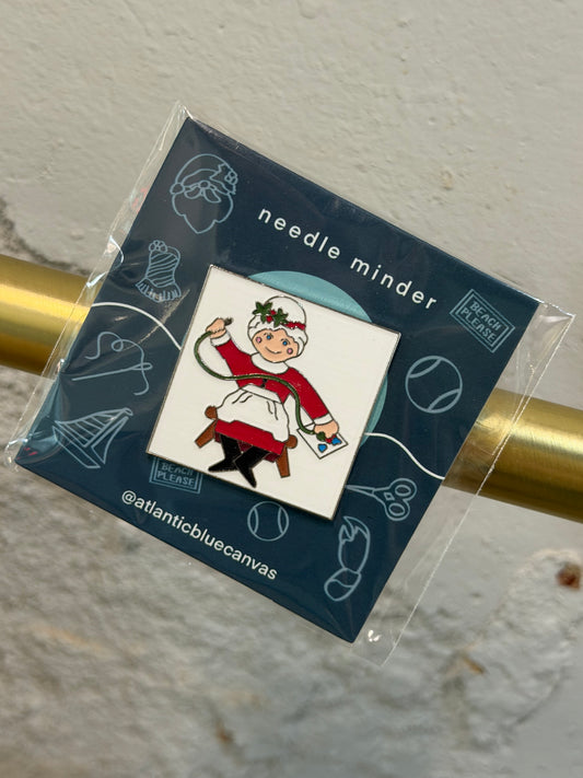 Mrs. Claus Needle Minder