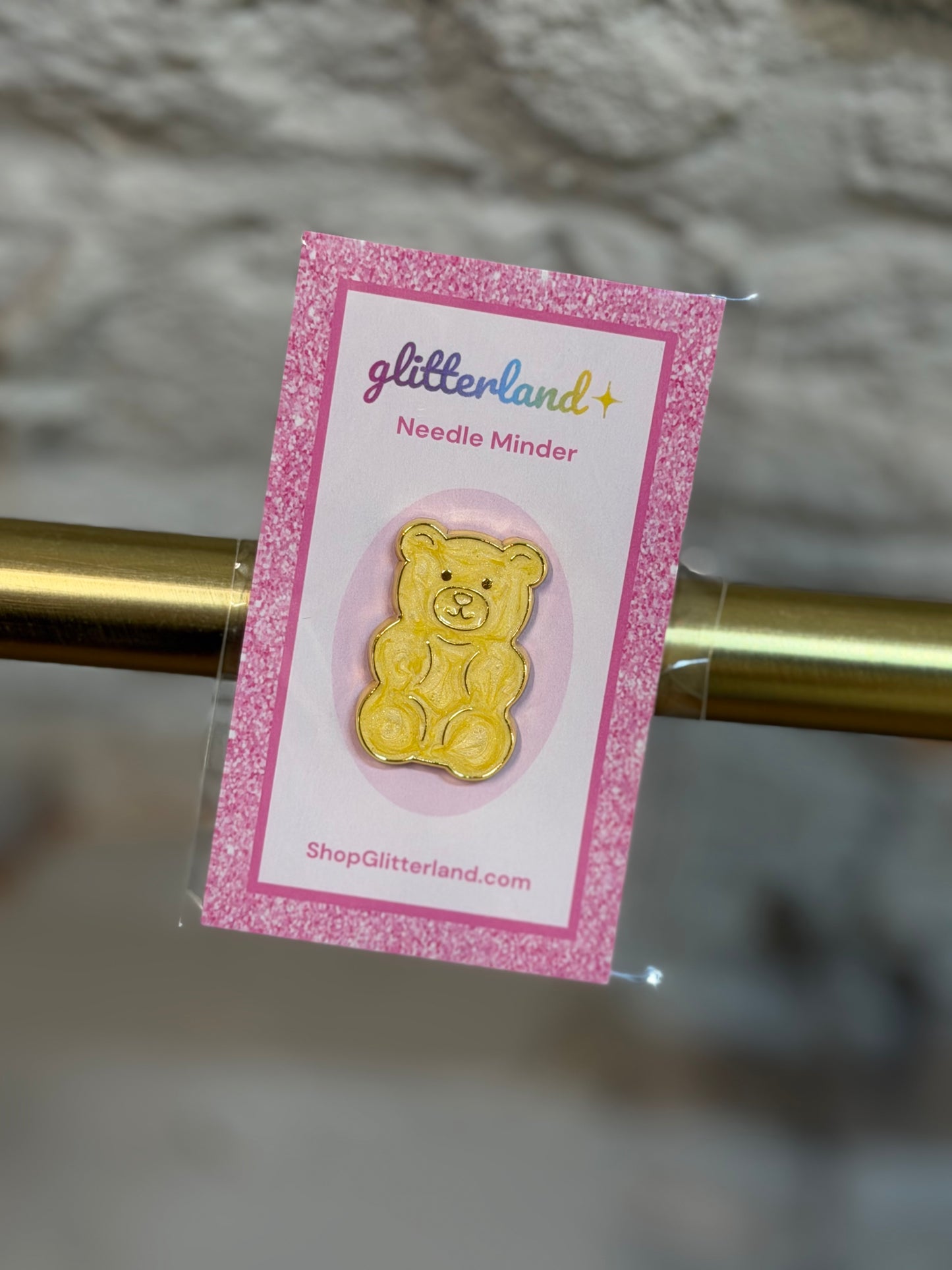 Pineapple Gummy Bear Needle Minder