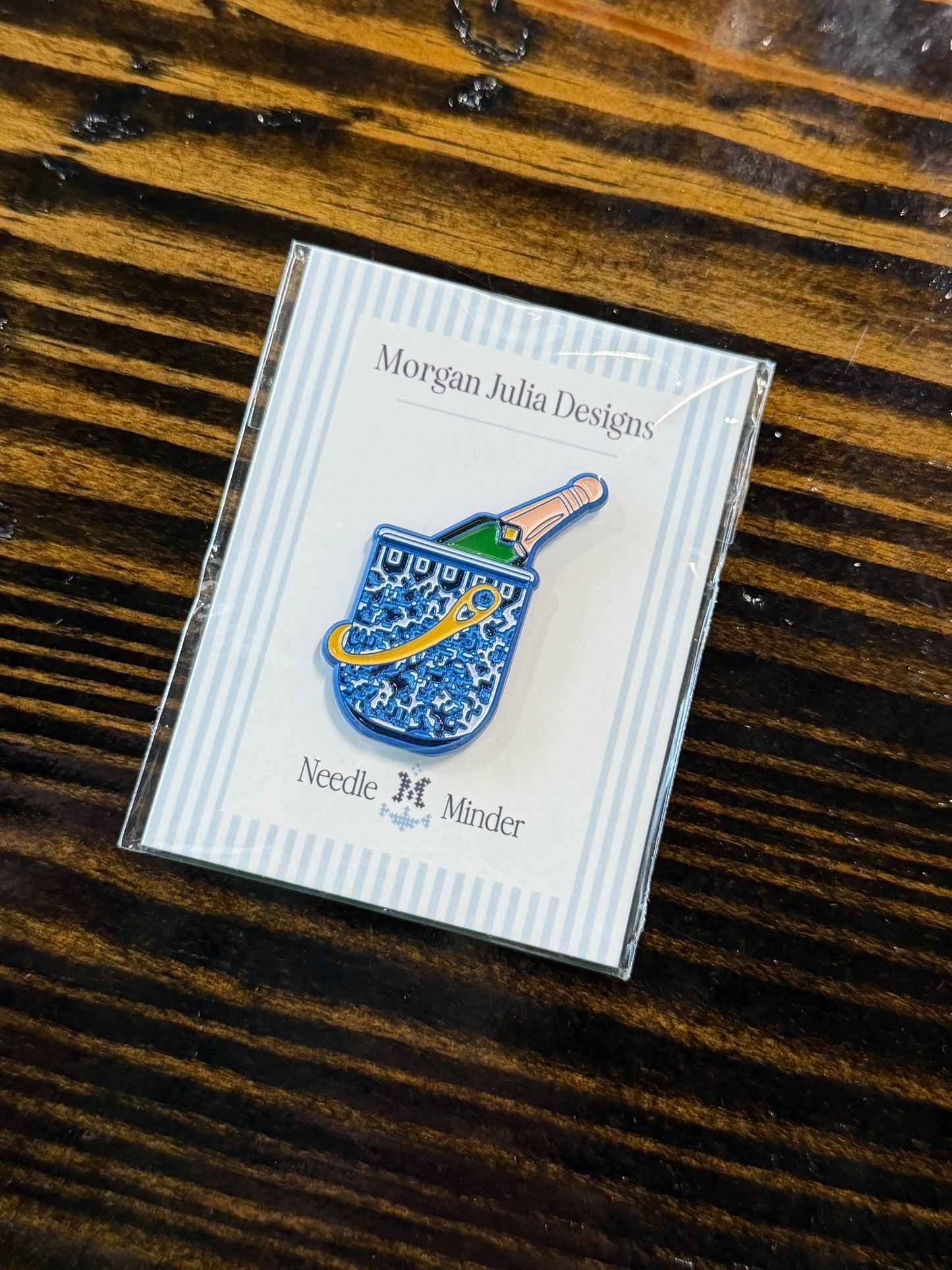 Champagne Bucket Ginger Jar Needle Minder