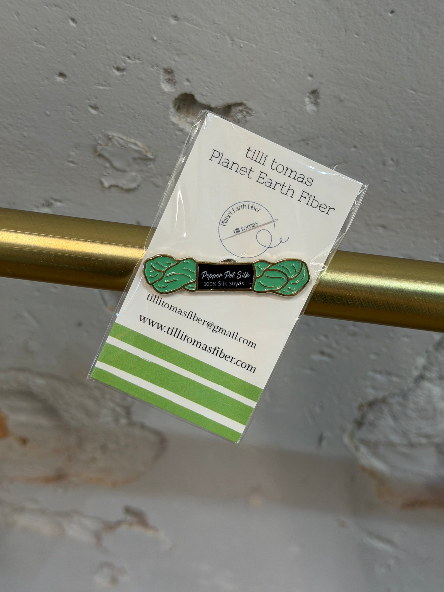 Pepper Pot Green Needle Minder