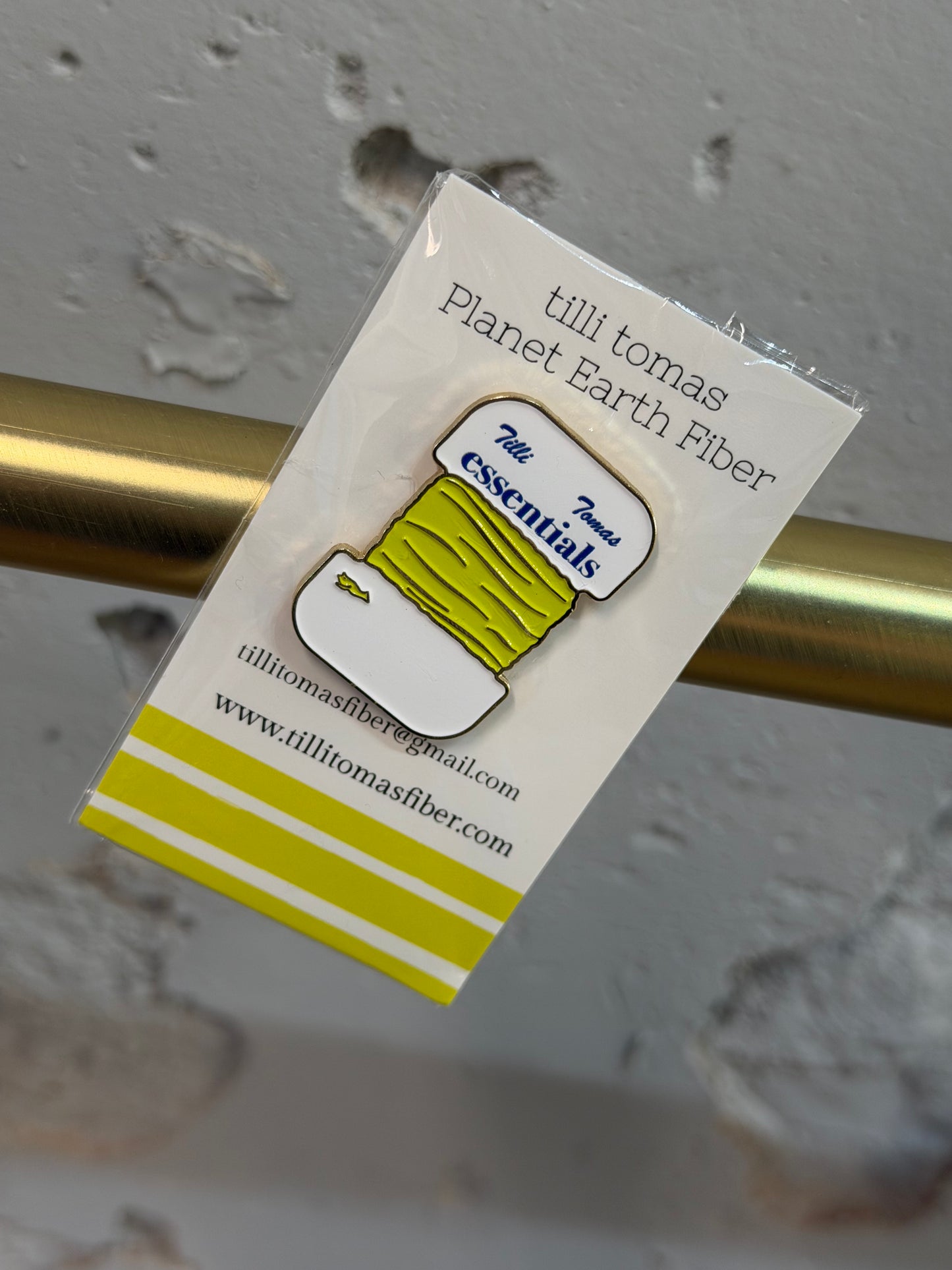 Milan Needle Minder Neon Yellow