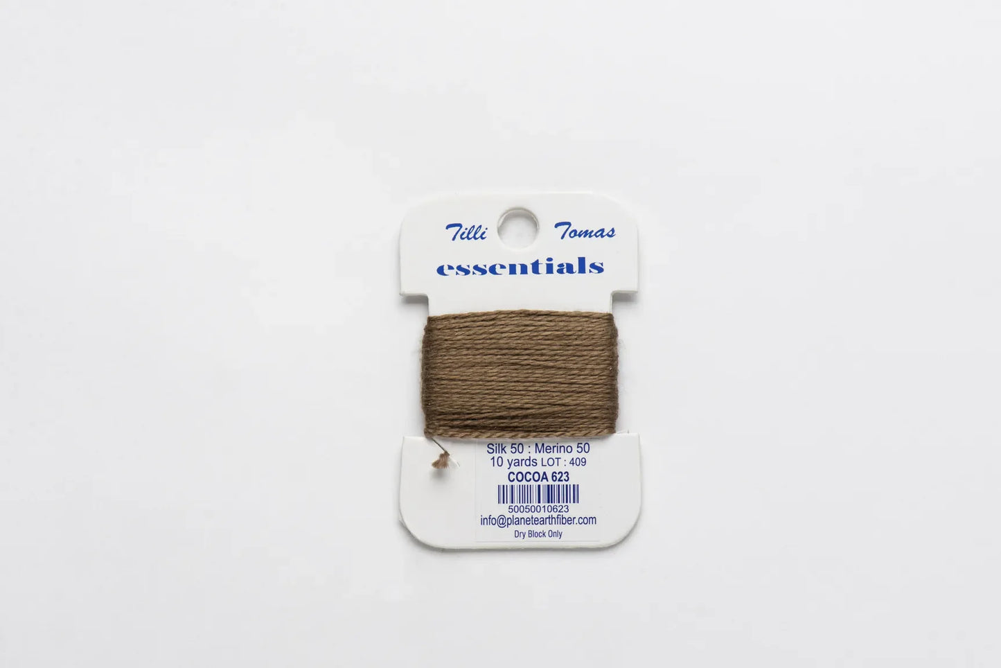 Tilli Tomas Essentials Card - Cocoa 623